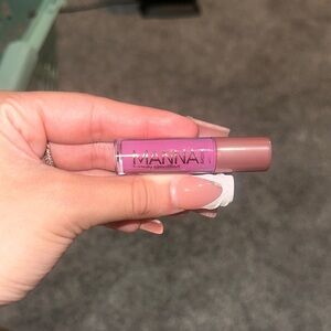 Manna Kadar Pink Lip Gloss Hydrating Shine